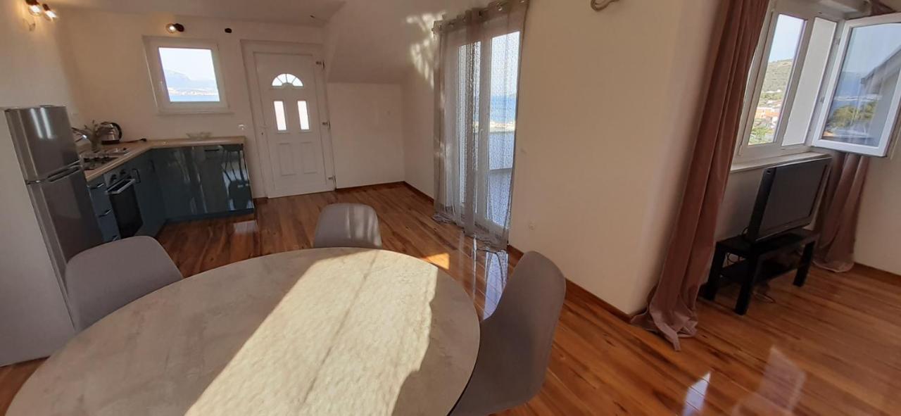 Apartmani Rita Slatine Exterior foto
